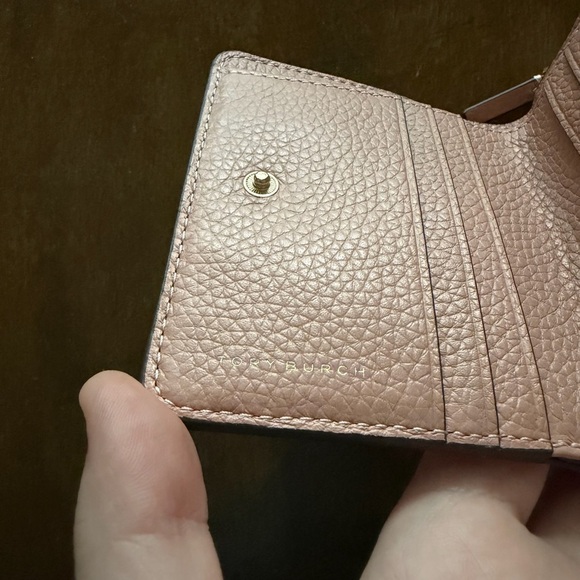 Tory Burch Thea Light Pink Pebbled Leather Bi-Fold Wallet - Picture 11 of 16